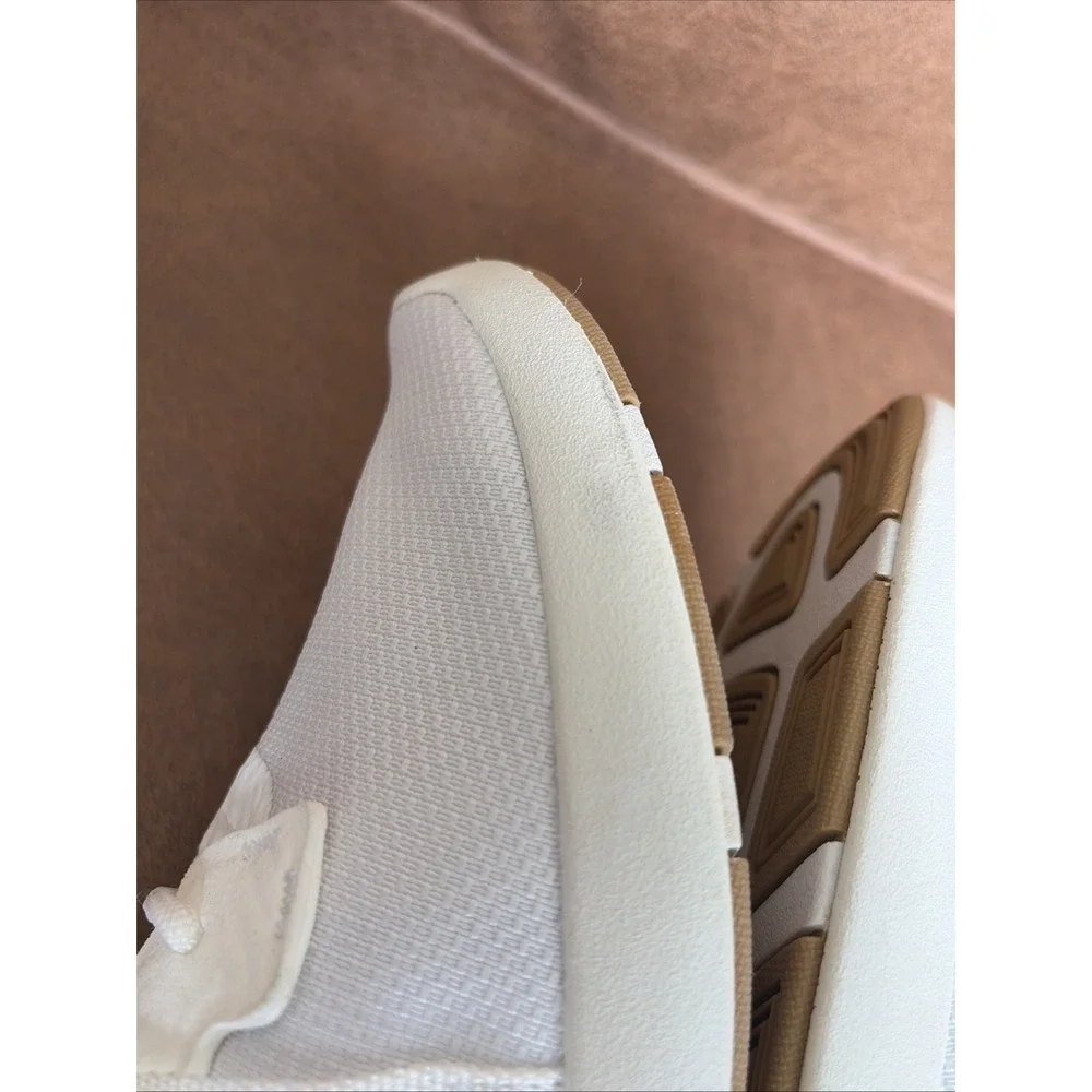 OluKai brand new